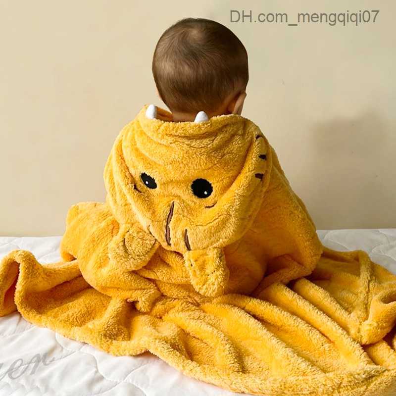Towels Robes Cartoon Children's Bathroom Cover Coral Plush Baby Bath Towel Duck Tiger Frog Rabbit Newborn Bathroom Baby Bath and Shower Products 