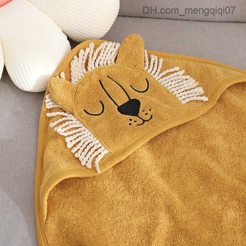 Towels Robes Strong absorbent children's bath towel cartoon lion rabbit cover baby blanket super soft baby bath towel Z230819