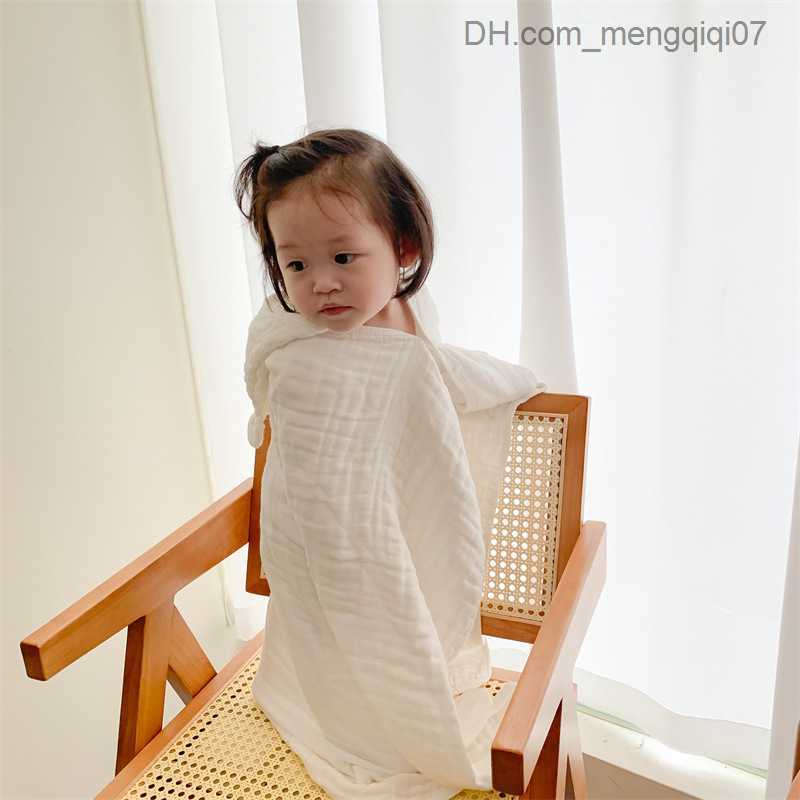 Towels Robes 6-story children's bathroom towel baby bath towel long robe children's cotton Gauze hood poncho cartoon bear cloak mantel clock