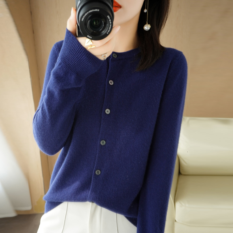Womens Knits Tees Cashmere Cardigans Oneck Single Breasted Lady Knitwear Tops Solid Femme Cardigan 230818