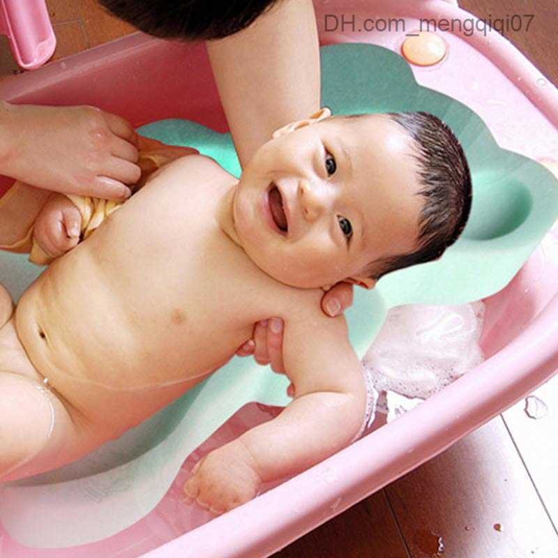 Bathing Tubs Seats Baby soft bath sponge seat anti-skid foam pad body support pad bathroom supplies Z230818
