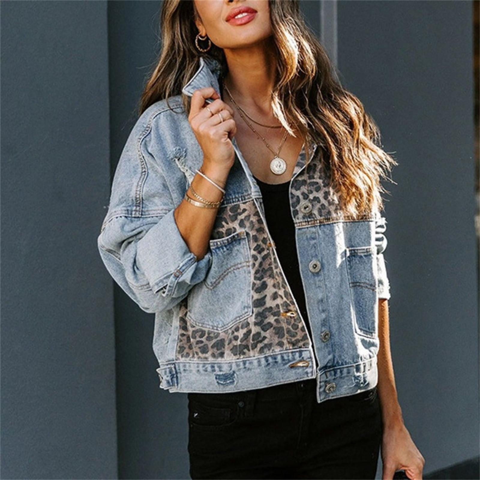Women's Jackets Women's Panel Denim Jacket Ladies Leopard Print Patchwork Jean Coat Female Autumn Short Fashion Jacket With Long Sleeves 230