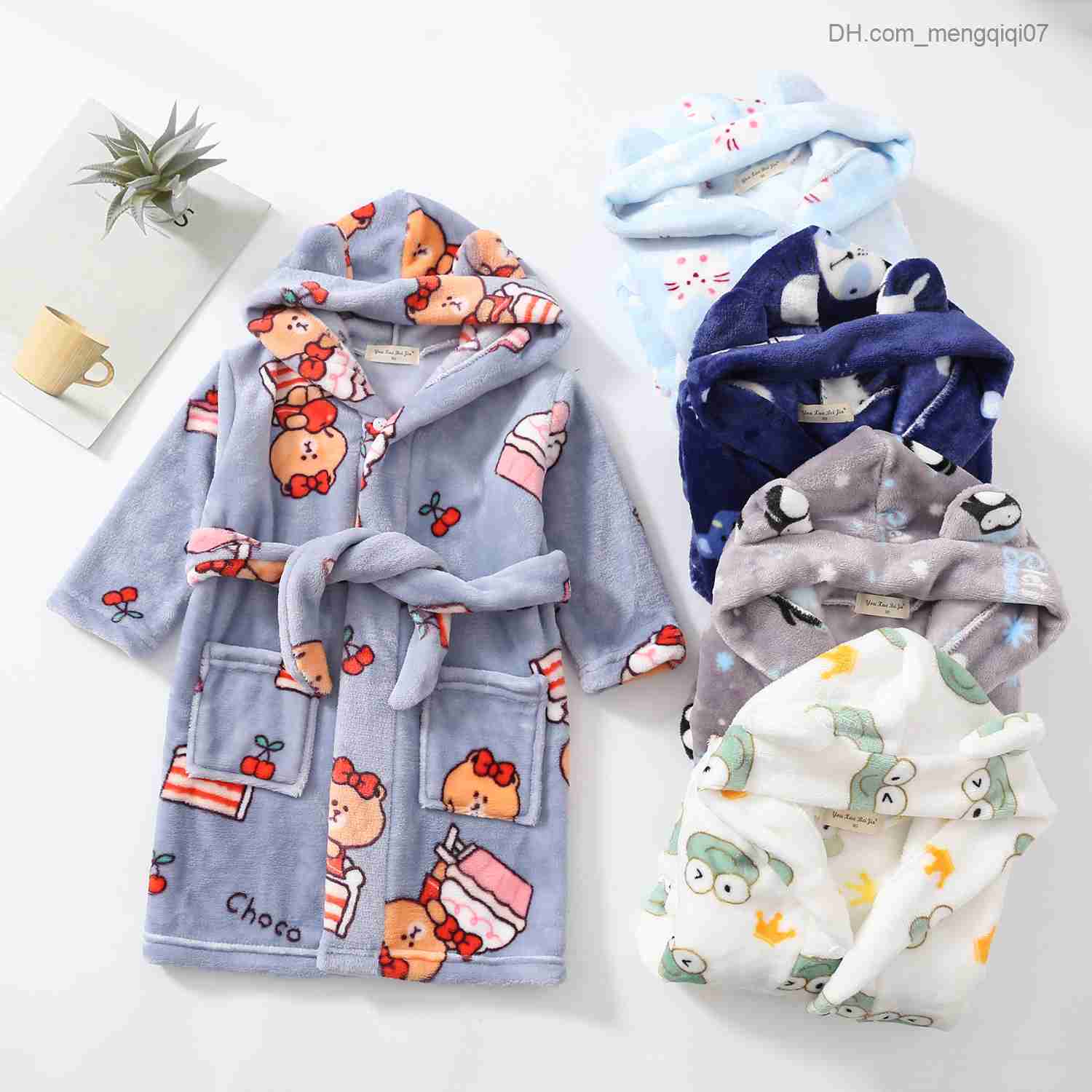 Towels Robes Soft Children's Flannel Pajamas New Boys' Star Pajamas Autumn Winter Children's Bathroom Baby Girls Home Clothing Big Chil