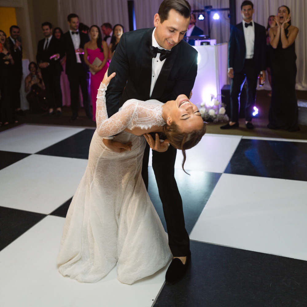 Elegant Full Lace Mermaid Wedding Dresses High Neck Long Sleeve Outdoor Bridal Gown Open Back Trumpet Country robe de mariee