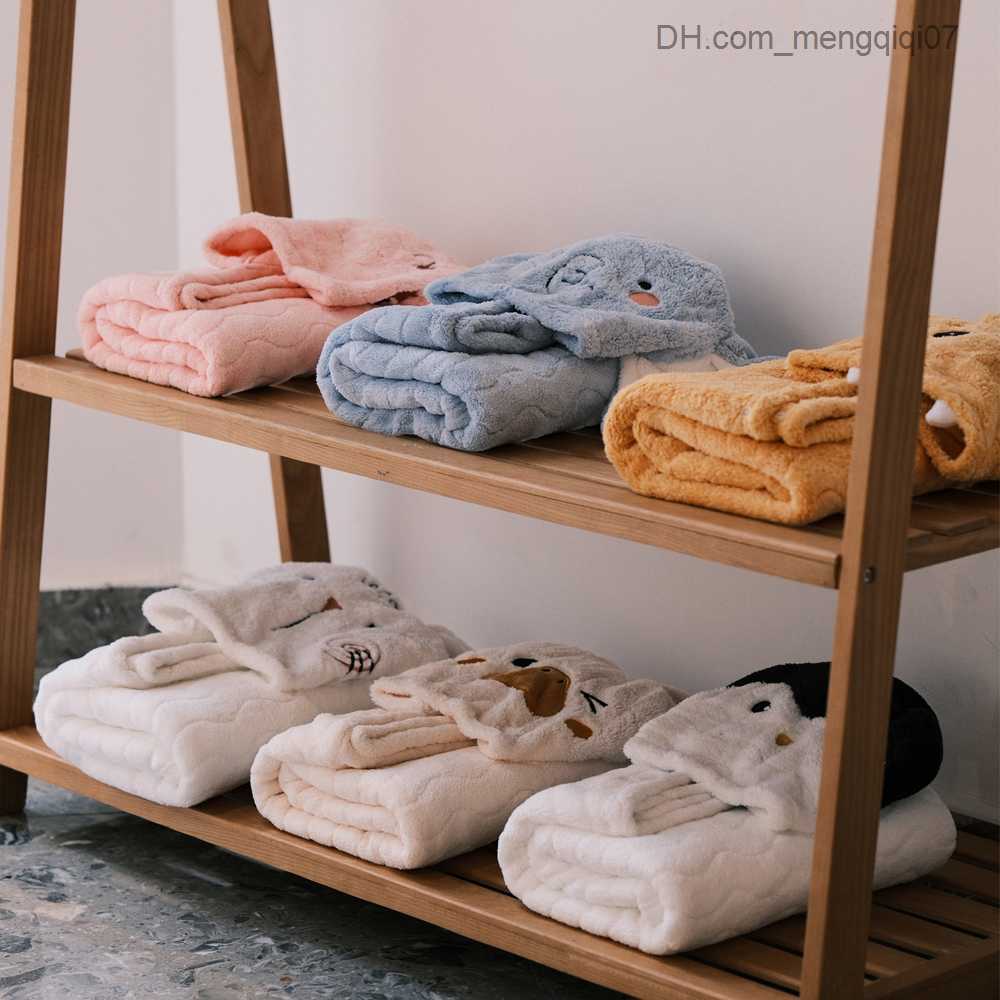 Towels Robes Cartoon Children's Bathroom Cover Coral Plush Baby Bath Towel Duck Tiger Frog Rabbit Newborn Bathroom Baby Bath and Shower Products 
