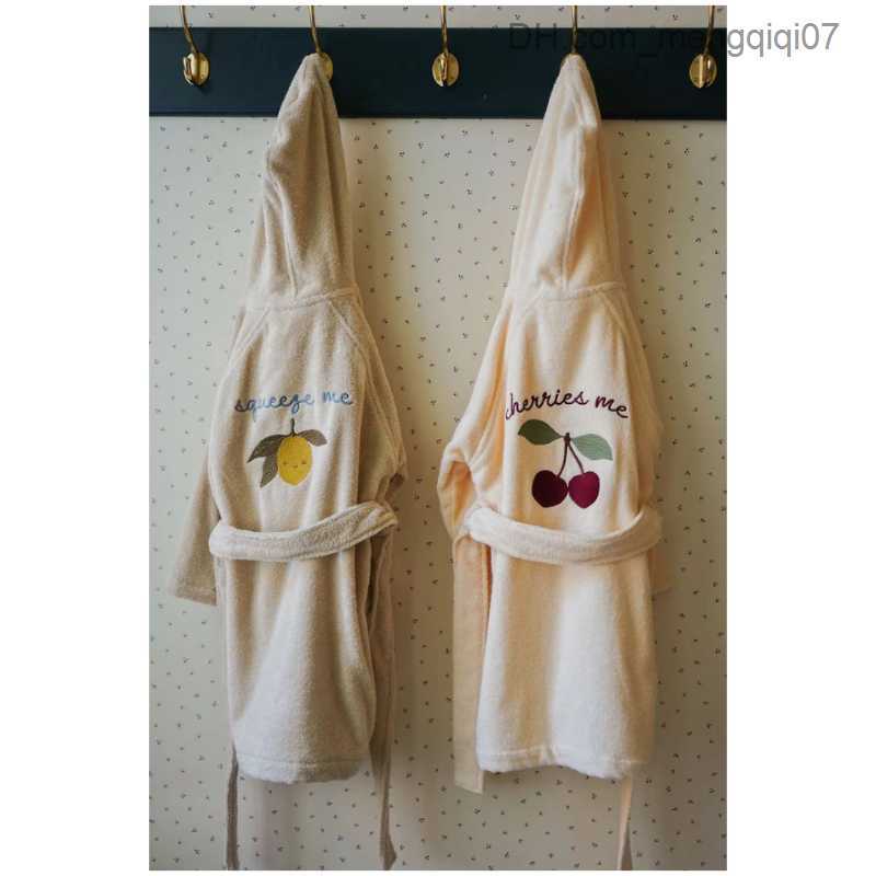 Towels Robes Children's Bathroom KS23 Autumn/Winter Boys and Girls Comfortable Long Sleep Warm Bathroom Baby Bath Towel Z230819