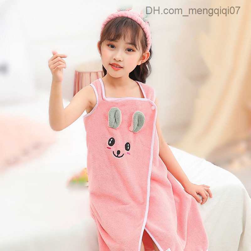 Towels Robes Four Seasons Tank Top Style Children's Bath Towel Cartoon Cotton Baby Bath Towel Meddle Large Wearable Waterproof Bath Towel Z230819