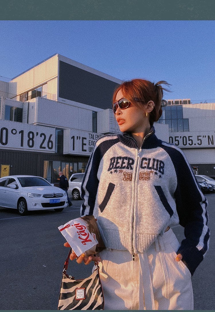 Womens Knits Tees Y2K Vintage Gray Zip Up Sweaters Women Hip Hop Retro Streetwear Long Sleeve Female Harajuku Kpop Patchwork Letter Top 230818