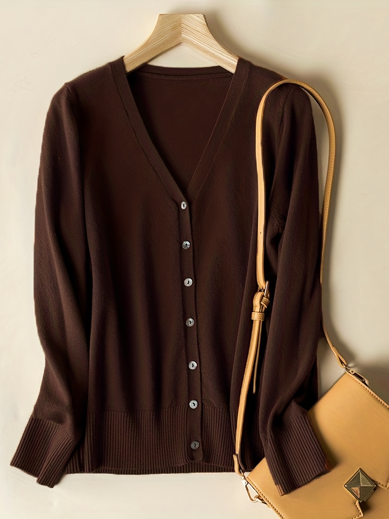 Womens Knits Tees Autumn Women Cardigans Single Breasted Knitwears Vneck Solid Knitted Sweater Slim Female White Casual Outerwear Coats 230818