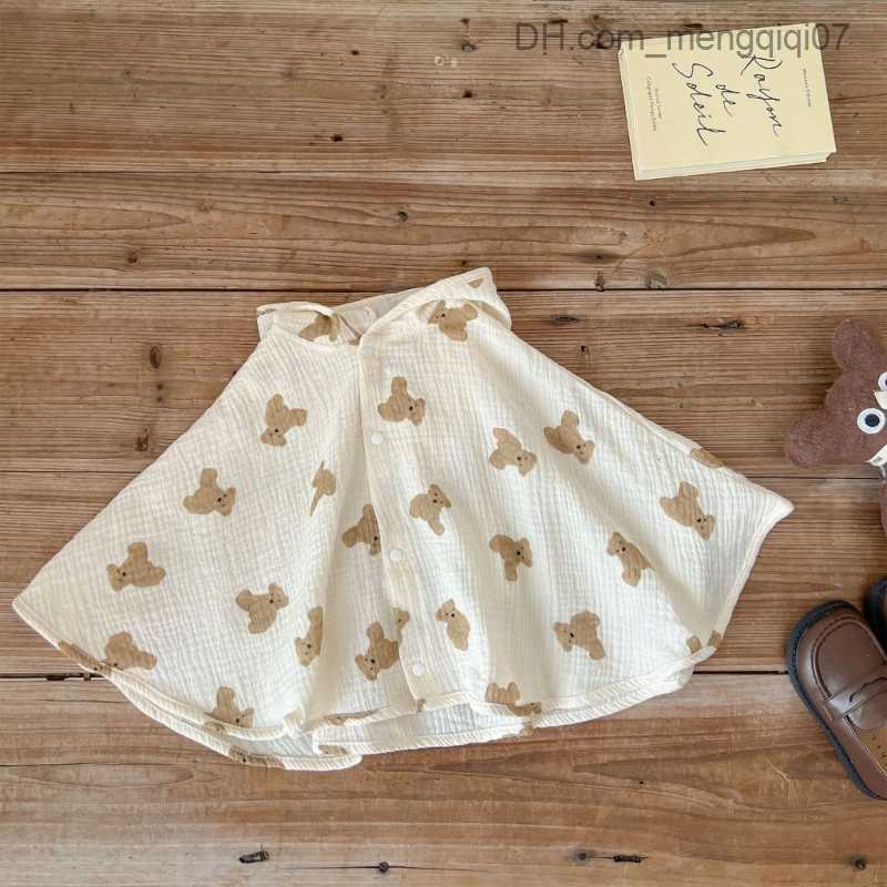 Towels Robes Windproof Baby Cloak Cute Print Hooded Towel Waterproof Beach Towel 0-3Y Baby Comfortable Cloak Newborn Coat 066B Z230819
