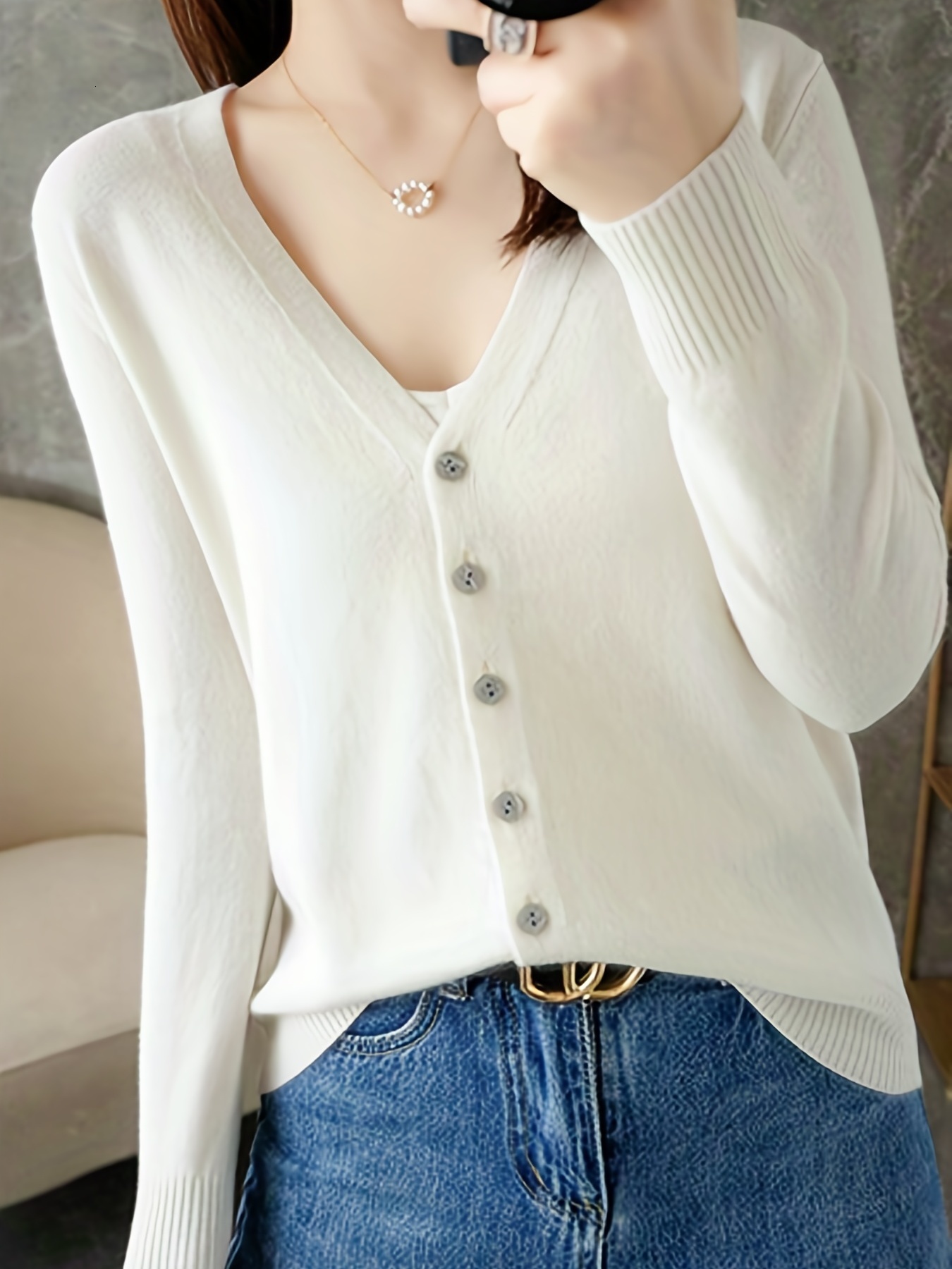 Womens Knits Tees Autumn Women Cardigans Single Breasted Knitwears Vneck Solid Knitted Sweater Slim Female White Casual Outerwear Coats 230818