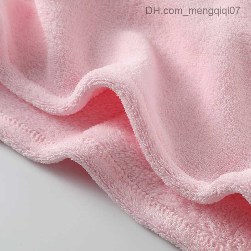 Towels Robes Bathrobe card companion children's hooded bath towel coral velvet Bathrobe ultra soft absorbent baby bath towel for children Z230819