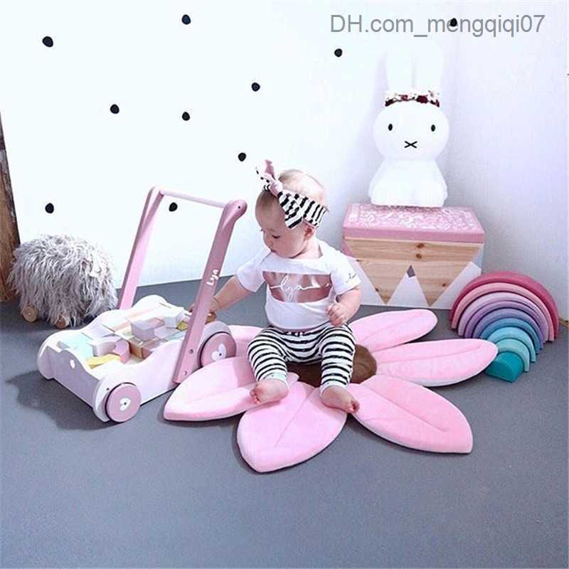 Bathing Tubs Seats 0-3 years old baby playing pillow sunflower pad baby flower sink bathtub folding flower sunflower bathroom cushion Z230818