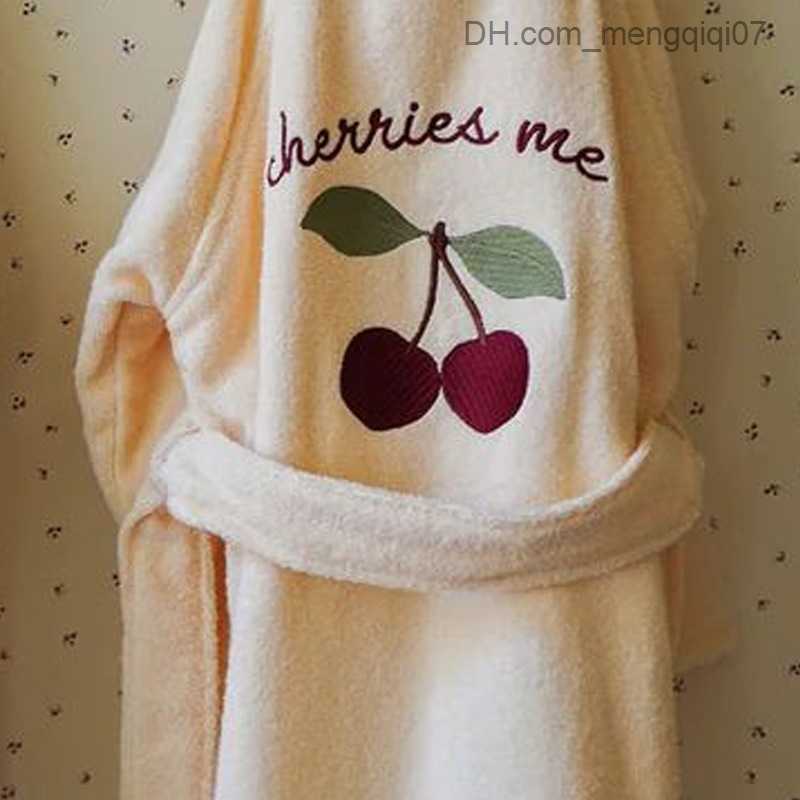 Towels Robes Flower girl dress KS brand Bathrobe baby swimsuit hooded towel children's clothing boy pajamas kimono children's new backpack Z