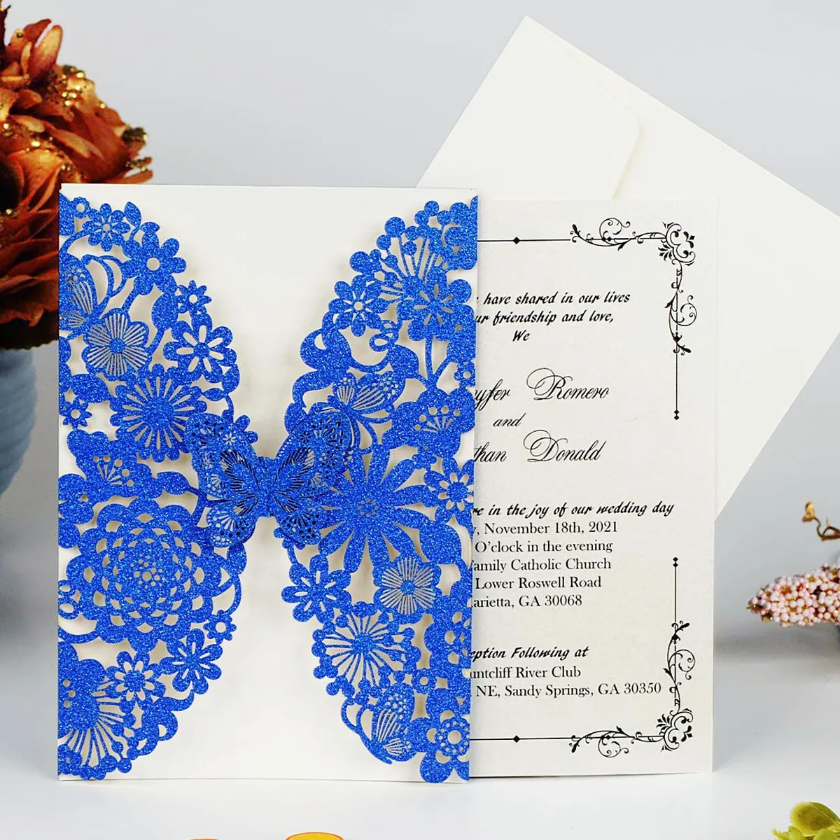 50PCS Laser Cut Wedding Invitation Cards with Butterfly and Envelopes Glitter Lace Flora Customized Printed Invitations for ZZ