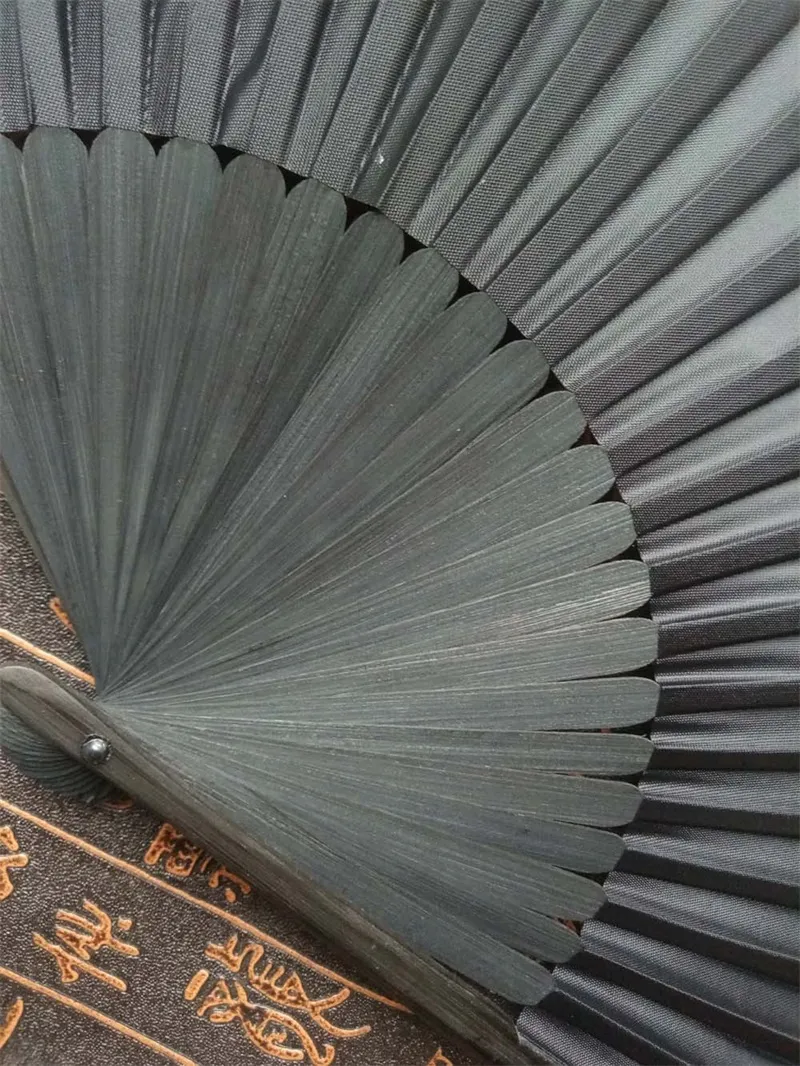 Other Home Decor Chinese Vintage Black Hand Fan Silk Fabric Face Bamboo Handle Dance Wedding Party Decorative Fan Classic Folding Fans LL