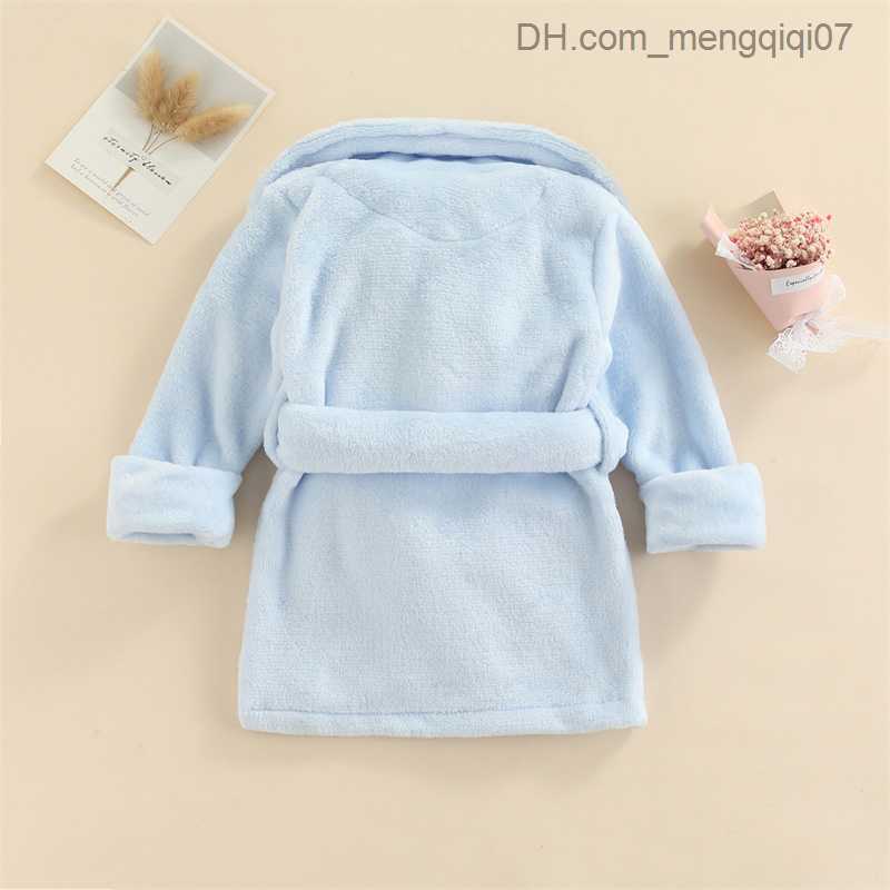 Towels Robes 0-6Y baby plush long robe pajamas for boys and girls in autumn and winter long sleeved waistband for bathroom children's pajamas Z23