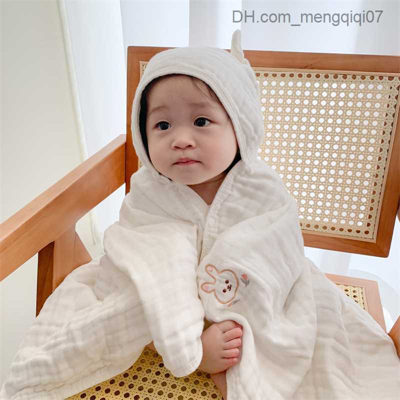 Towels Robes 6-story children's bathroom towel baby bath towel long robe children's cotton Gauze hood poncho cartoon bear cloak mantel clock