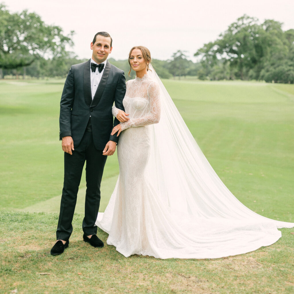 Elegant Full Lace Mermaid Wedding Dresses High Neck Long Sleeve Outdoor Bridal Gown Open Back Trumpet Country robe de mariee