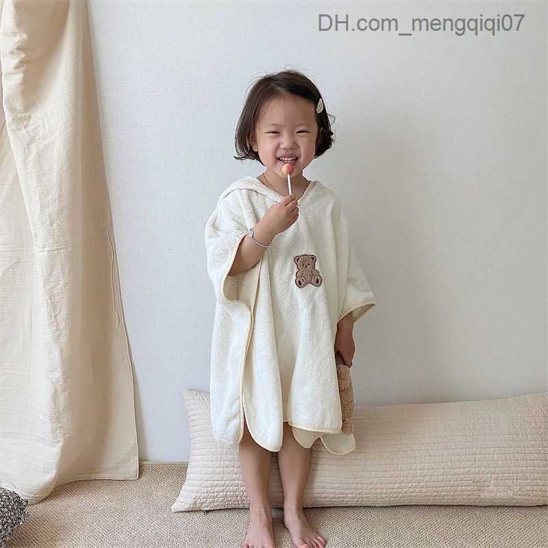 Towels Robes Korean baby bath towel hooded raincoat super absorbent beach towel baby bath towel baby bath towel Z230819