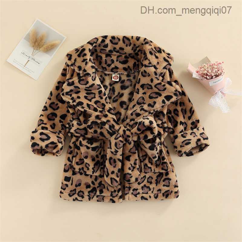 Towels Robes 0-6Y baby plush long robe pajamas for boys and girls in autumn and winter long sleeved waistband for bathroom children's pajamas Z23