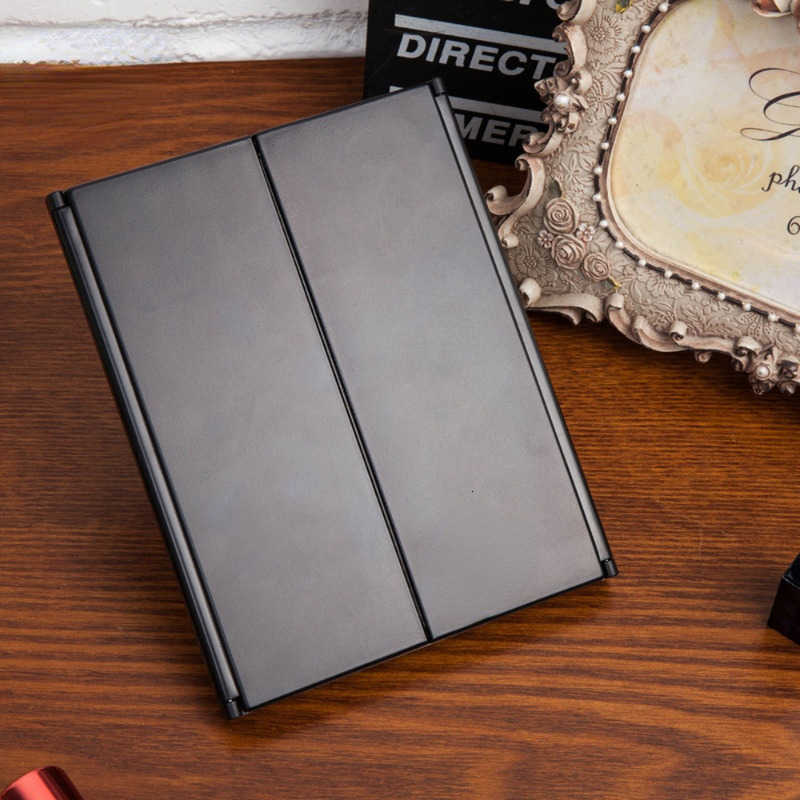Compact Mirrors Portable LED Light Makeup Mirror Vanity Lights Compact Make Up Pocket Mirrors Vanity Cosmetic Hand Folding Led Mirror Lamp 230818