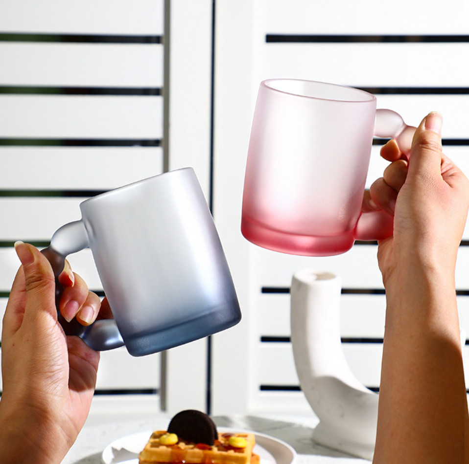 The latest 11.2oz Creative Handle Glass Coffee mug Cup, many styles of style selection, support customization of any logo