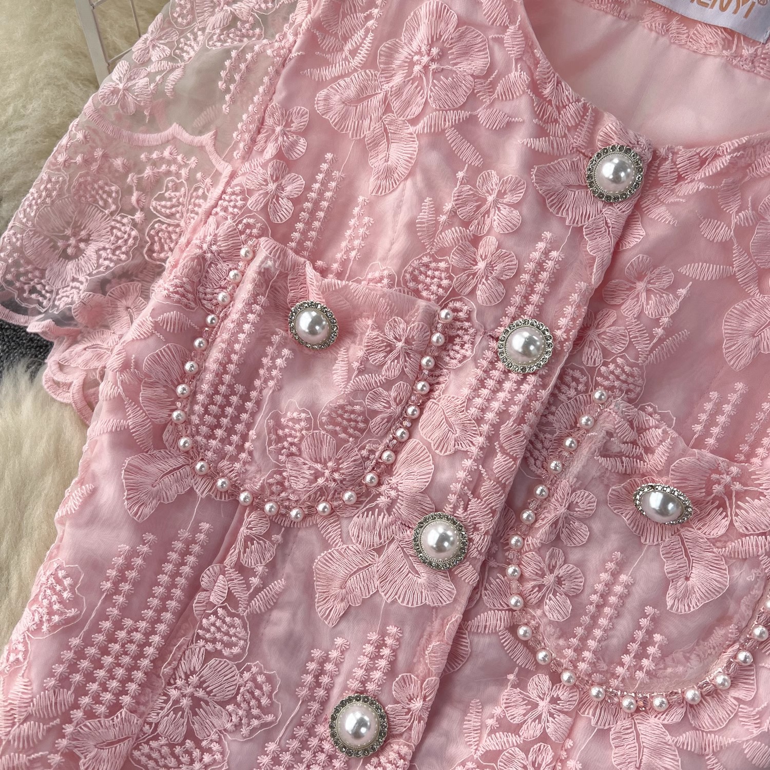 Two Piece Dress Small Fragrant Embroidery Flower Two Piece Set Women Short Sleeve Pearls Buttons Pocket Lace Mesh Crop Top Midi Skirts Suit 2024