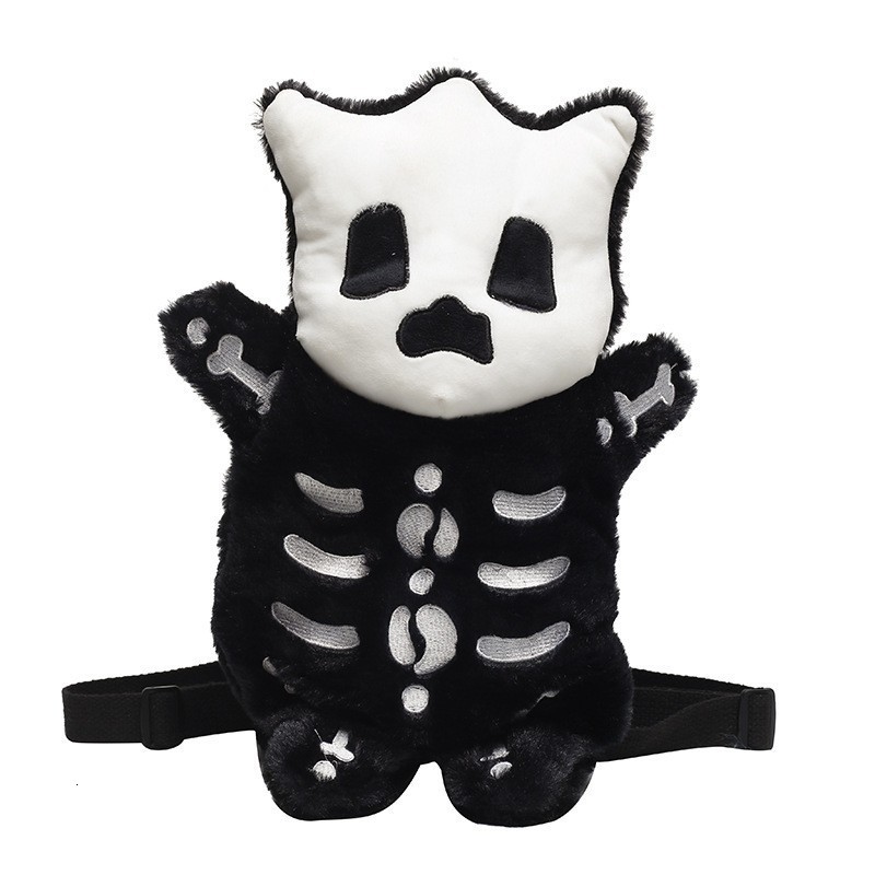 Backpacks Skull Plush Backpack Gothic Water Bottle Bag Goth Doll Backpack Female Winter Furry Bag Skull Shape Bag Skeleton Birthday Gift 230818