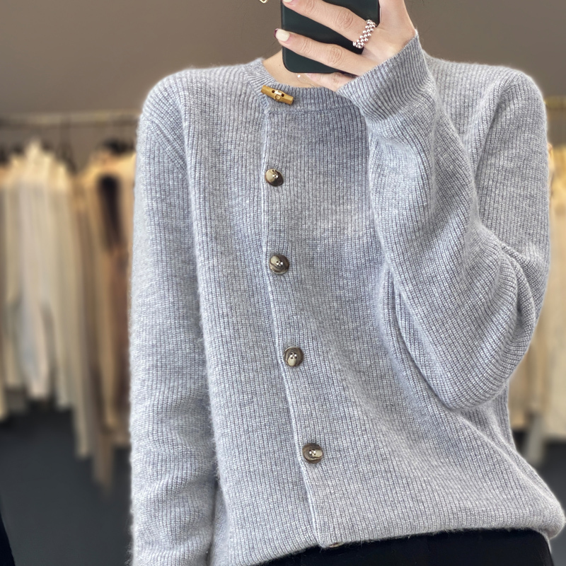 Womens Knits Tees Round Neck Cashmere Cardigan Spring Casual Wool Knitted Jacket Korean Fashion LongSleeved Button Coat Is In 230818