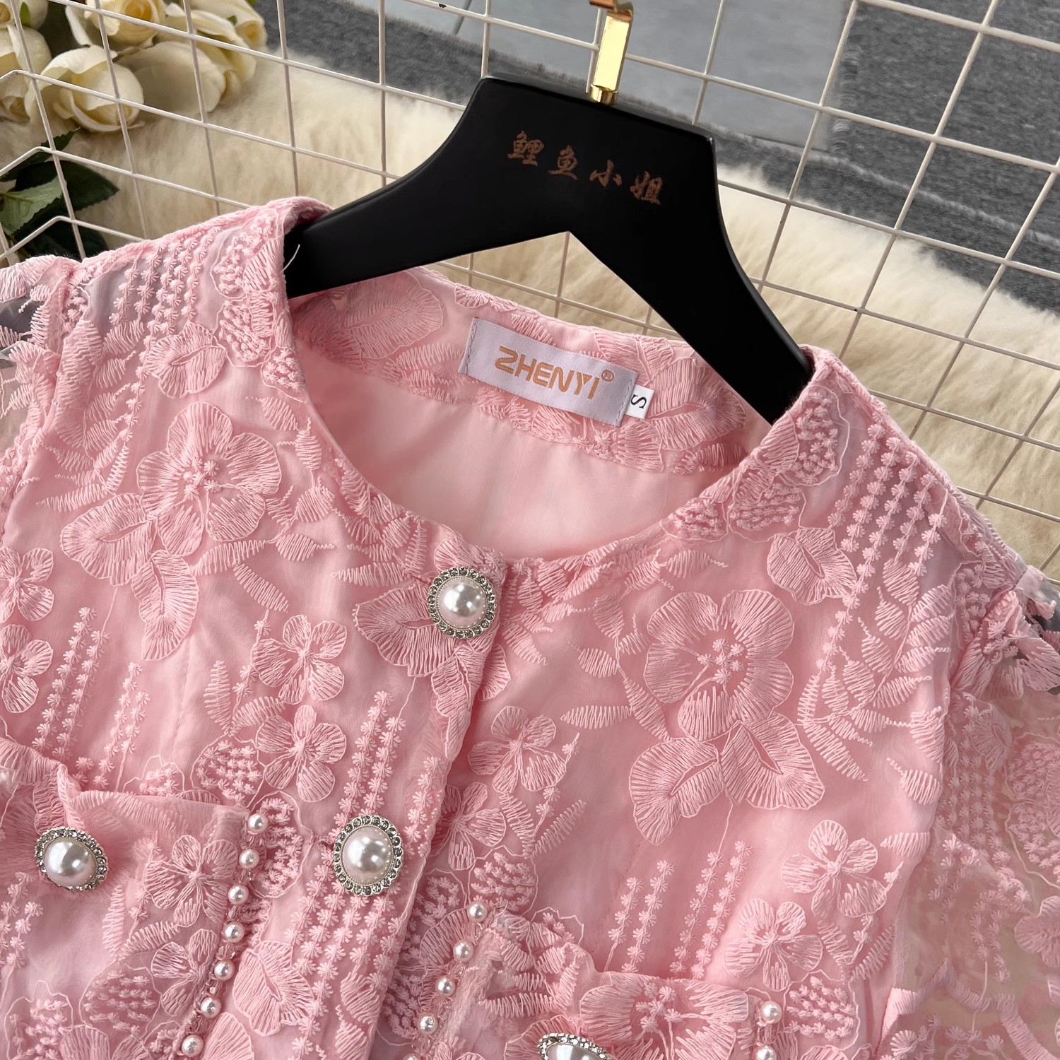 Two Piece Dress Small Fragrant Embroidery Flower Two Piece Set Women Short Sleeve Pearls Buttons Pocket Lace Mesh Crop Top Midi Skirts Suit 2024