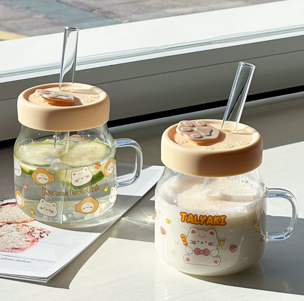 The latest 17oz with a lid with a straw glass coffee mug, many styles choose, support customization of any logo