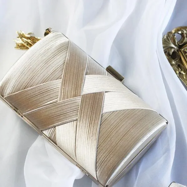 Explosion Style Tassel Dinner Bag Female Silk Banquet Evening Dress HandBags Clutch 2020 Women Hand AccessoriesZZ