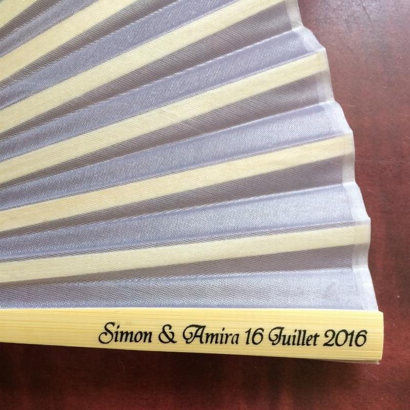 100 pcs Personalized Wedding Favors and Gifts for Guest Silk Fan Cloth Decoration Hand Folding FansZZ