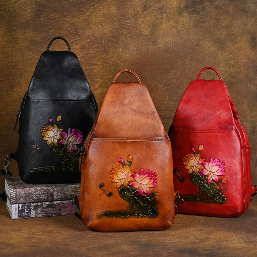 School Bags Plush Backpack Backpack Cross Body Shoulder Bag Genuine Leather Embossing Retro Female Lady First Layer Cowhide Sling Chest 230821