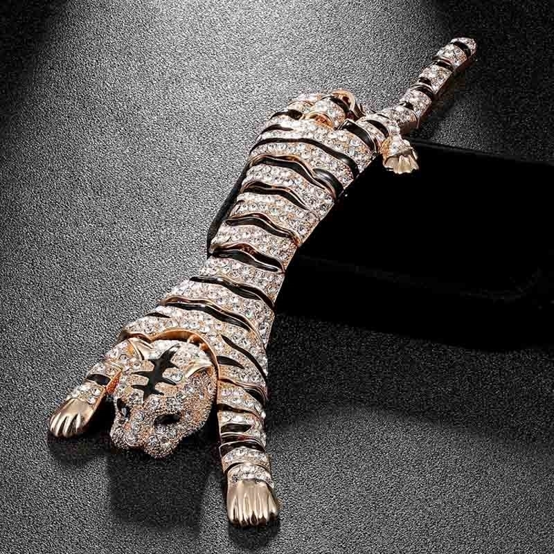 Pins Brooches Statement Men's Big Tiger Brooch Jewelry Silver color Animal Women Dress Coat Suit Men Decoration Safety Pin Metal Broach Broch 230