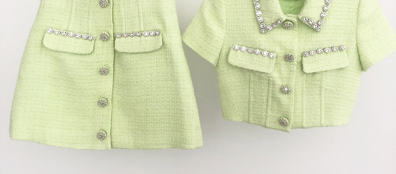 Men s Hoodies Sweatshirts Spring Summer 2023 Women Small Sweet Heavy Duty Studded Bead Short Coat Matching Skirt 230822