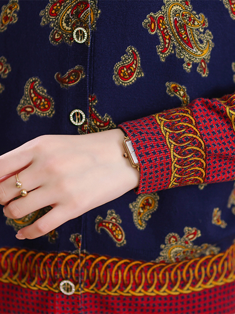 Womens Knits Tees YISU Cardigan Sweater Women Autumn Winter Loose Pattern Print Coat VNeck Long Sleeve Sweaters Knitted 230821