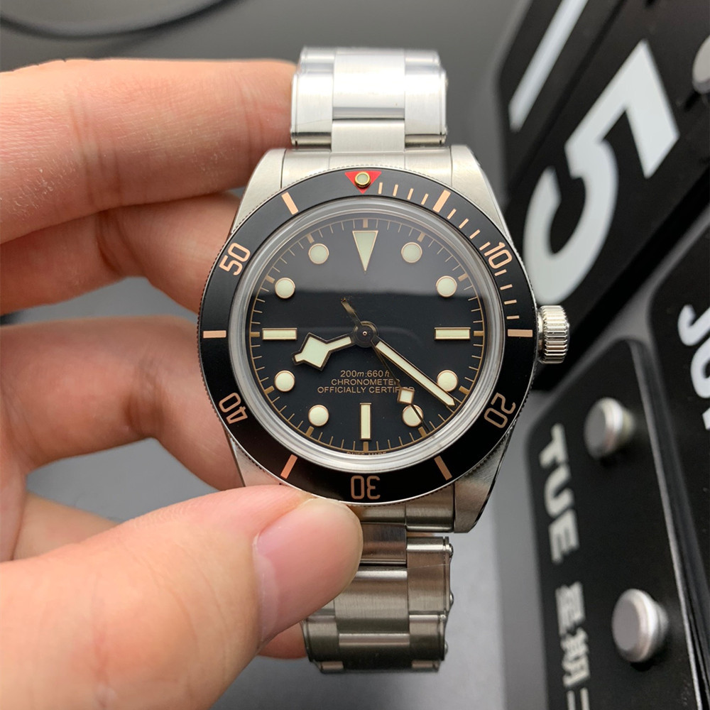 Black Bay M79230N-0002 BB58 AAAAA 5A Quality Superclone ZF Factory Rivet Band Watches 41mm Or 39mm Mens Automatic nical Clone Eta-2824 Movement With Gift Box