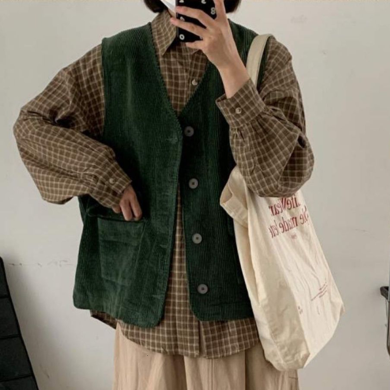 Men s Jackets Corduroy Vest Streetwear Pockets Autumn Coats Tender All match Ropa Mujer Japanese Style Solid Vintage 230822