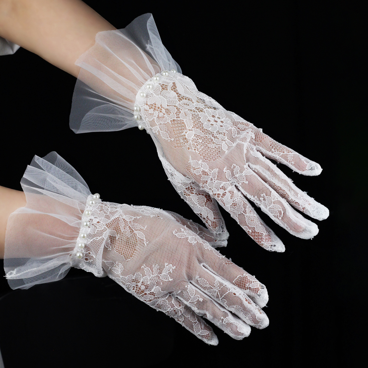 Five Fingers Gloves WG048 Exquisite Wedding Bridal Short White Lace Gloves Pearls Ruffle Edge Women Ladies Bride Bridesmaid Finger Wrist Handschuh 230
