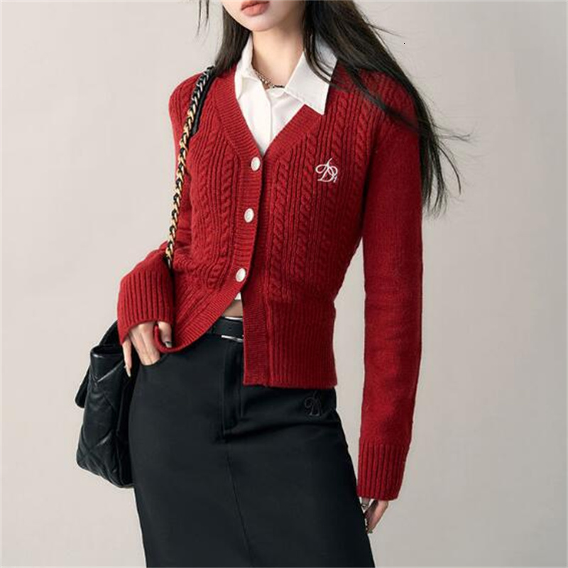 Womens Sweaters Vintage Letter Embroidery Cardigan Women Long Sleeve Single Breasted Twisted Knitted Korean Clothing 230822