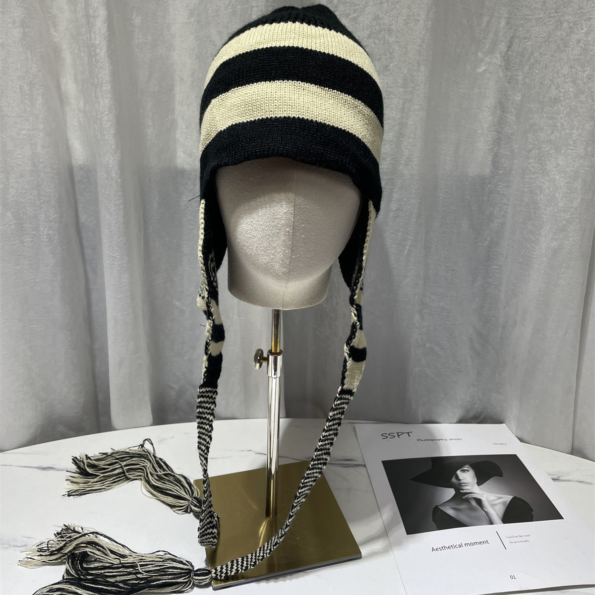 BeanieSkull Caps Anime NANA Cosplay Hat Okazaki Shinichi Beanies Unisex Women Men Tassel Ear Protection Hat Winter Bonnet Gorro Apparel 230821