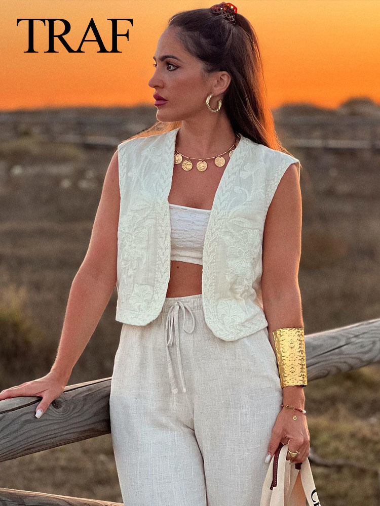 Men s Jackets TRAF Women Vintage Floral Embroidered Cardigan Vest V Neck Short Waistcoat Female 2023 Loose Ladies Outwear 230822