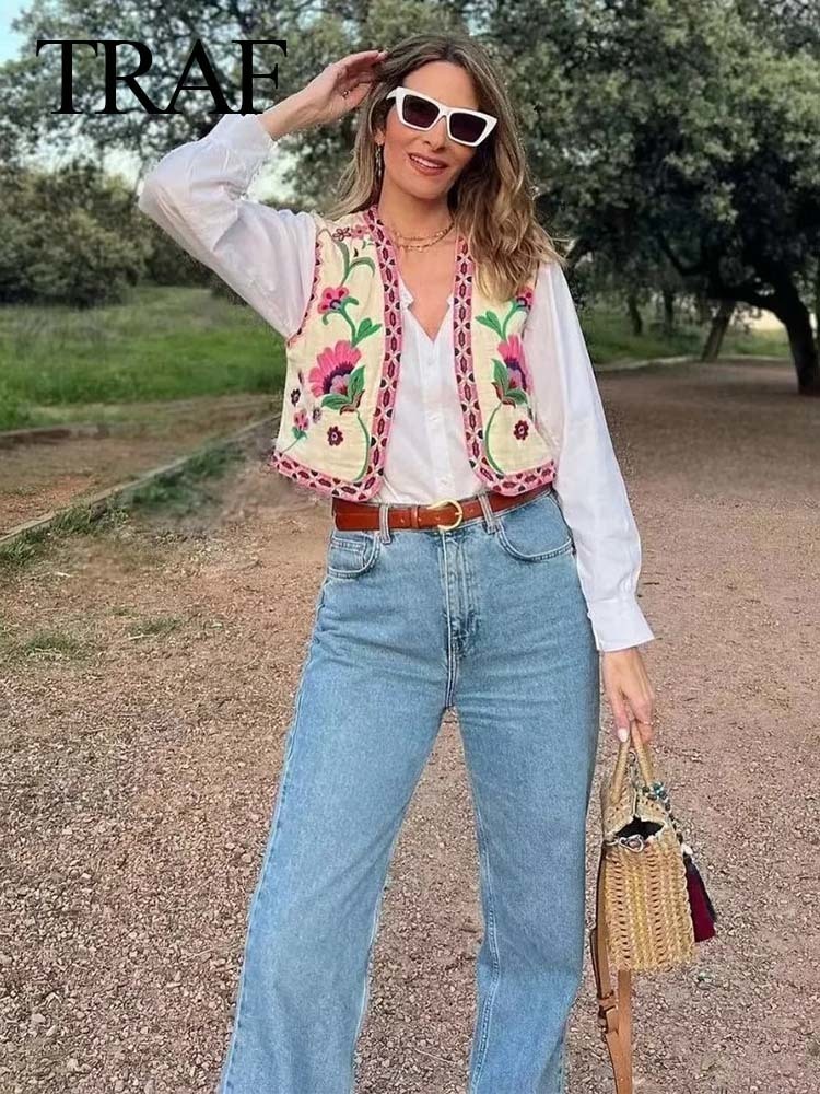 Men s Jackets TRAF Women Vintage Floral Embroidered Cardigan Vest V Neck Short Waistcoat Female 2023 Loose Ladies Outwear 230822
