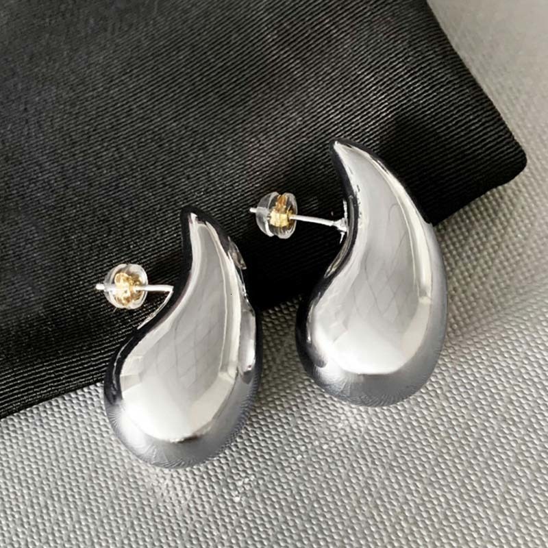 Charm Simple Chunky Water Drop Half Empty Stud Earrings For Woman Punk Metal Gold Color CShaped Hook Jewelry Trend Gift 230823