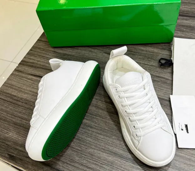 Designer Sneakers calfskin Casual Shoes men women vintage suede trainer reflective sneaker mens platform shoe White Suede Navy womens luxury