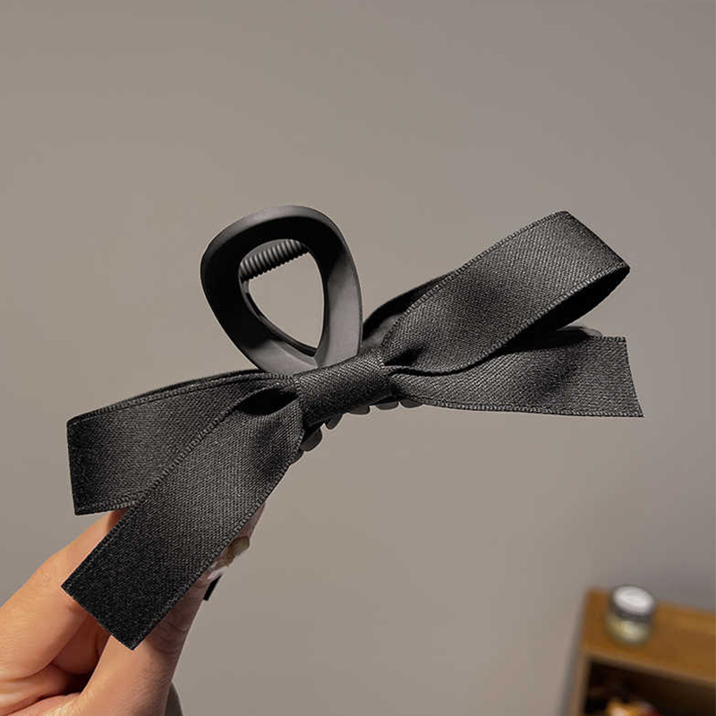 Hair Clips Barrettes Big Velvet Bow Ribbon Hairpin Korean Style Black Bowknot Clip for Girls Vintage Satin Hairpins Versatile Large Claw 230823