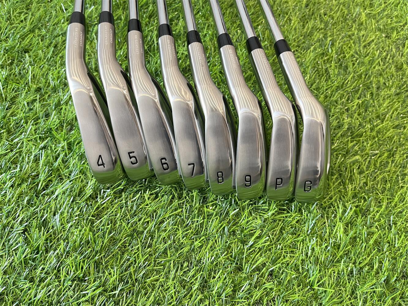 Club Shafts 8PCS Golf Clubs JPX921 Forged Irons Iron Set 4 9PG R S SR Flex Steel Graphite Shaft With Head Cover 230822