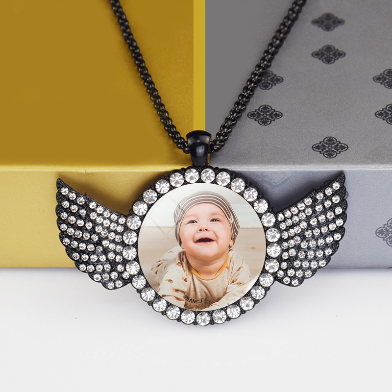 Strands Strings Custom Baby P o Angel Wings Pendant with Long Chain s Necklace Personalized Glass Dome Picture Customized Jewelry 230822